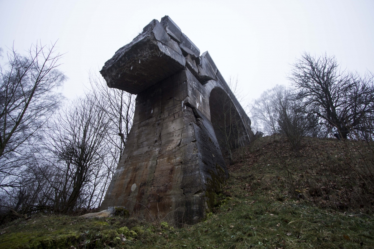 Krukliankų tilto griuvėsiai